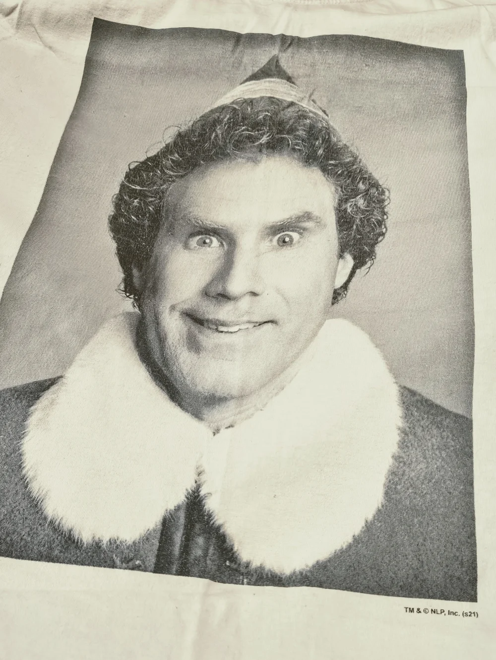 **VINTAGE** Buddy the Elf (Will Ferrell) T-shirt... - Picture 5 of 6